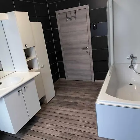 Daire Maison Cosy 4 Personnes, Proche De